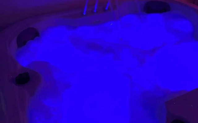 Perfect Couple Retreat To Relax With Hot Tub&sauna
