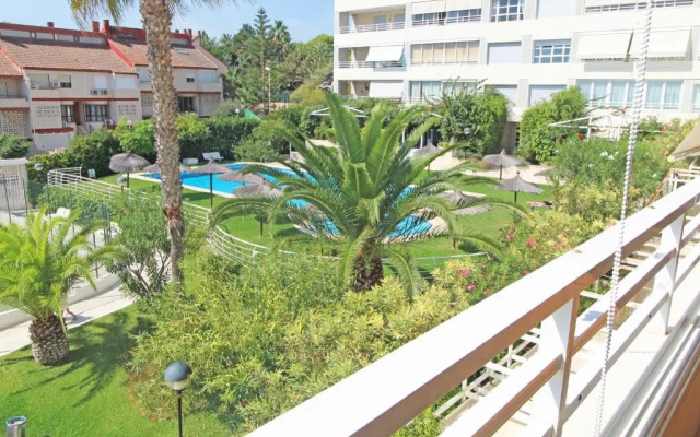 1a línea Playa San Juan. Vistas. Piscina. BBQ. Gym