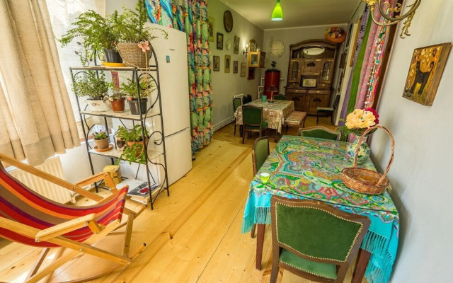 K-17 Guest House