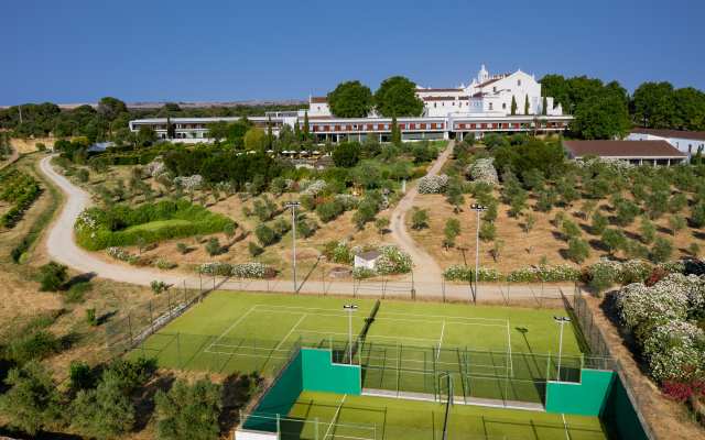 Convento do Espinheiro, Historic Hotel & Spa