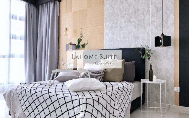 The Robertson Kuala Lumpur Lahome Suite