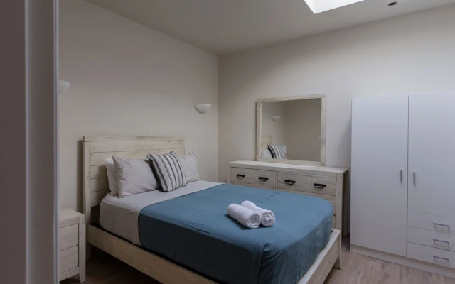 Oranjestad City Suites