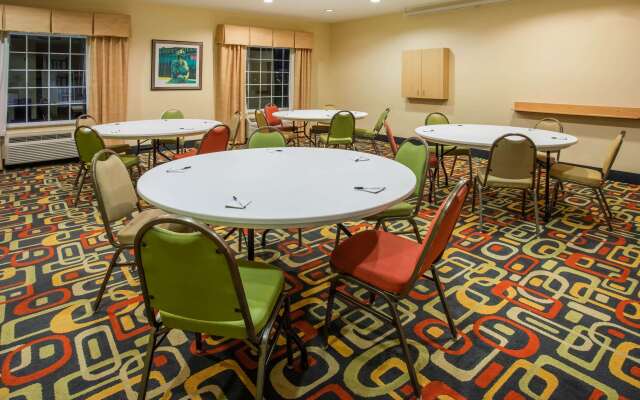 La Quinta Inn & Suites by Wyndham Rochester Mayo Clinic S