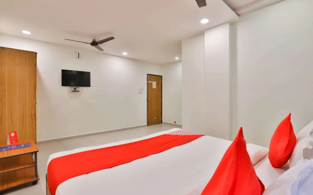 OYO 16675 Hotel Shri Krishna Inn