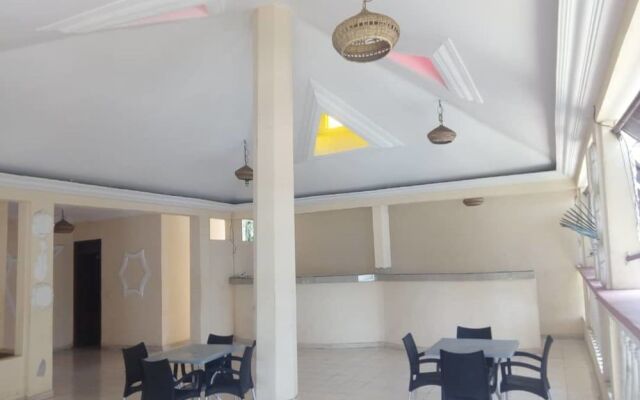 Hotel Meambly