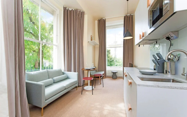 Superb Studio Apartment With Garden Views Near Camden