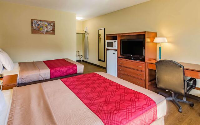 Econo Lodge Lexington Downtown near I-81