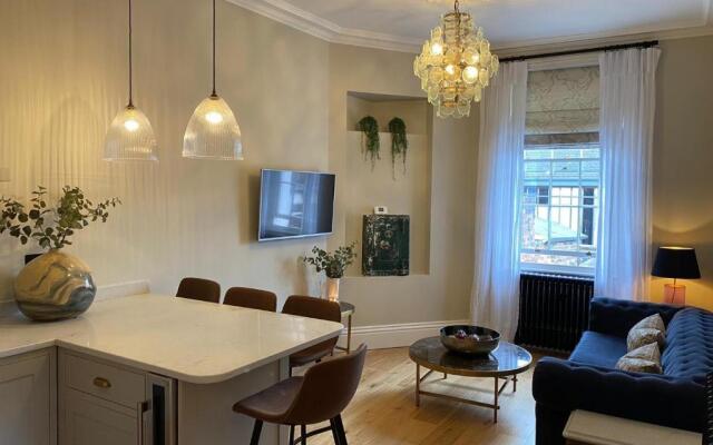 ch1 boutique stays - Deva suite