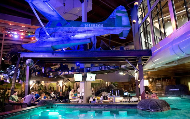 Camelback Lodge & Aquatopia Indoor Waterpark
