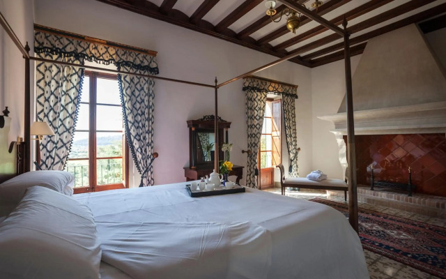 Hotel Llenaire