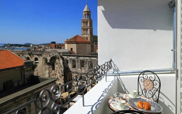 La Porta Luxury Rooms
