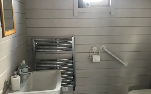 Lovely 1-bed House in Fochabers, Scotland