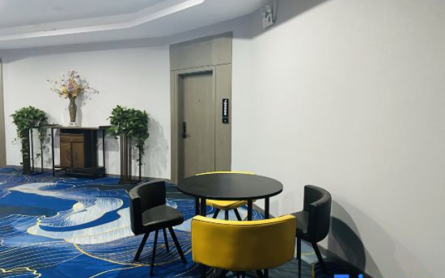 K-one  Hotel (Xin'ao Plaza Jinnan AEON Mall)