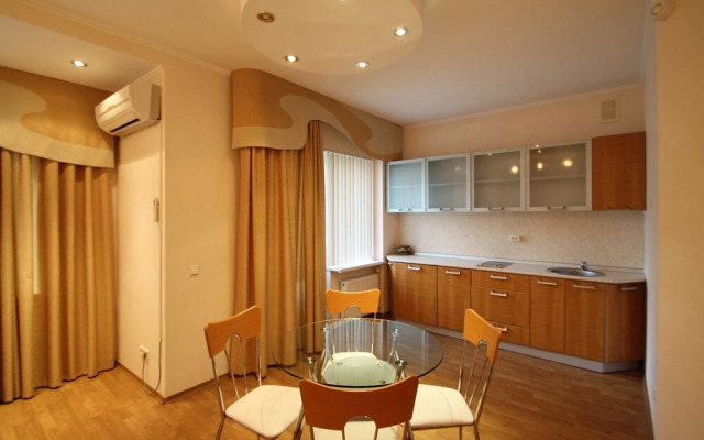 Apart-hotel & Hostel Pines