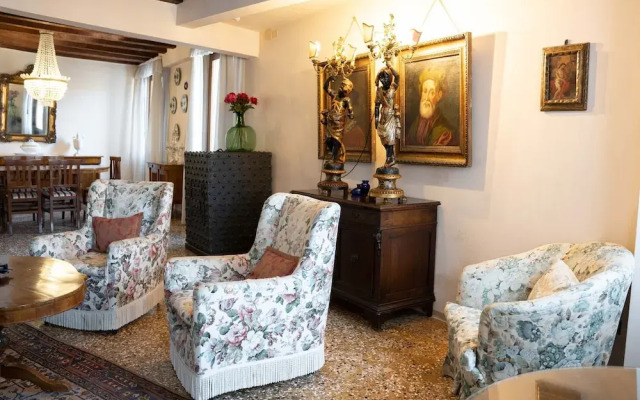 Casa Allegra by Ca-sa Check