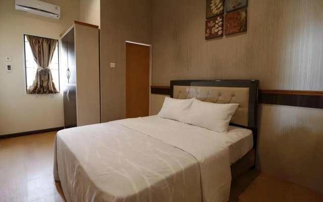 RedDoorz Plus near Universitas Sumatera Utara