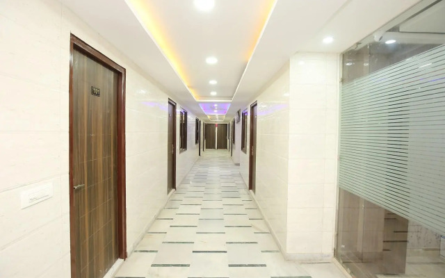 OYO 12258 Royal Residency