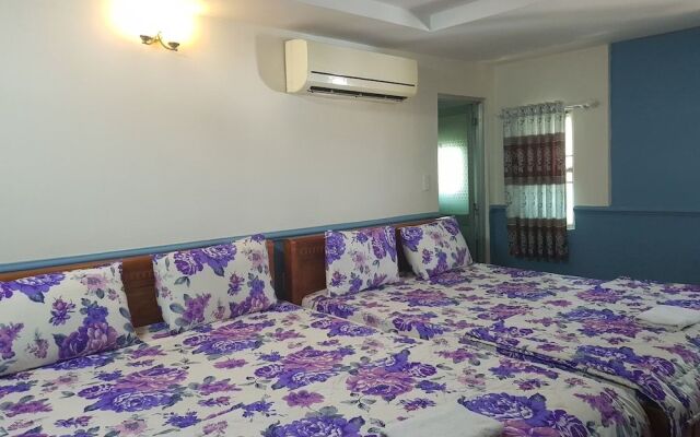 516 Van Thanh Dat Hotel
