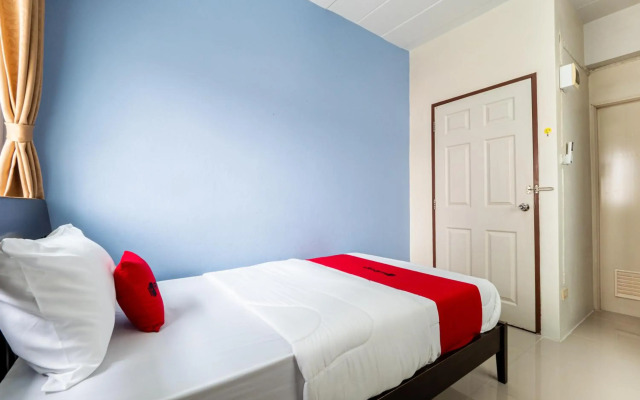 Reddoorz SI - FAH @ Bangsaen Hotel