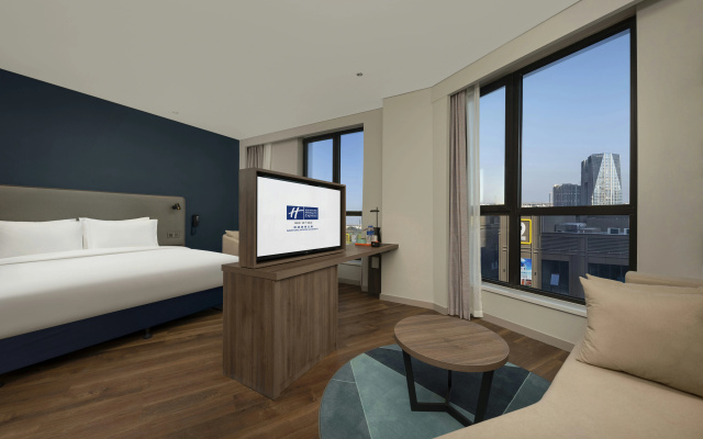 Holiday Inn Express Nantong North Gateway – Guest Rooms – Nantong