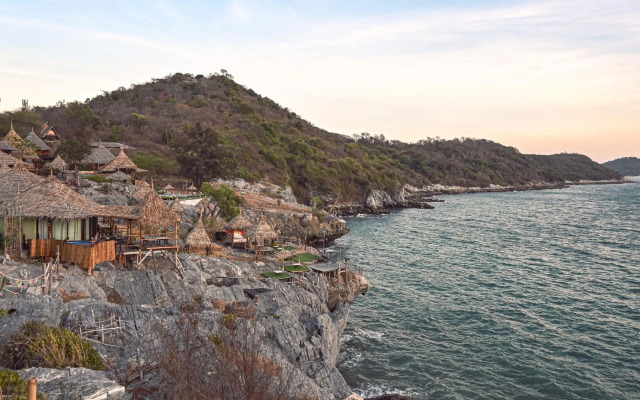 Paree Hut Resort Koh Sichang
