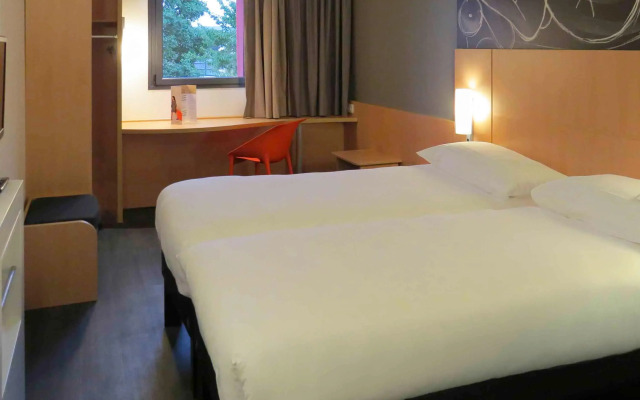 ibis Soissons Hotel