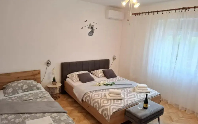 Apartments Tomislav