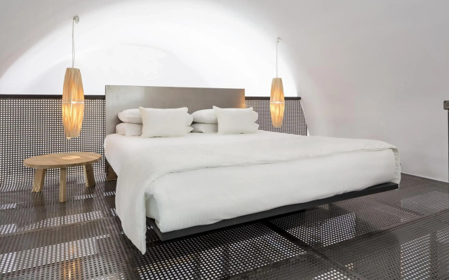 Art Hotel Santorini