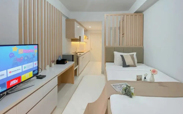 Good Deal And Strategic Studio At Patraland Urbano Apartment