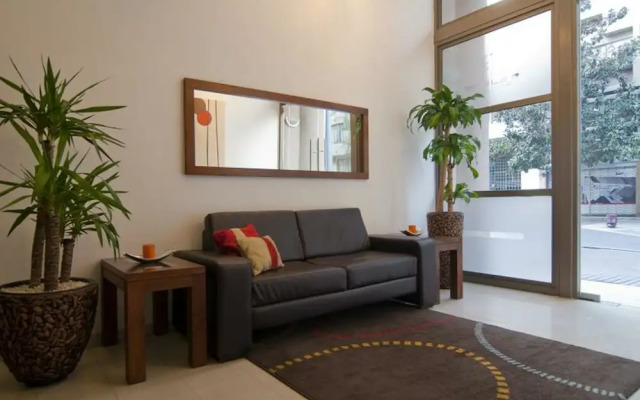 Park Suite Huerfanos