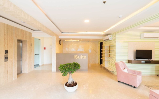 iSuite Hotel Kharadi Pune