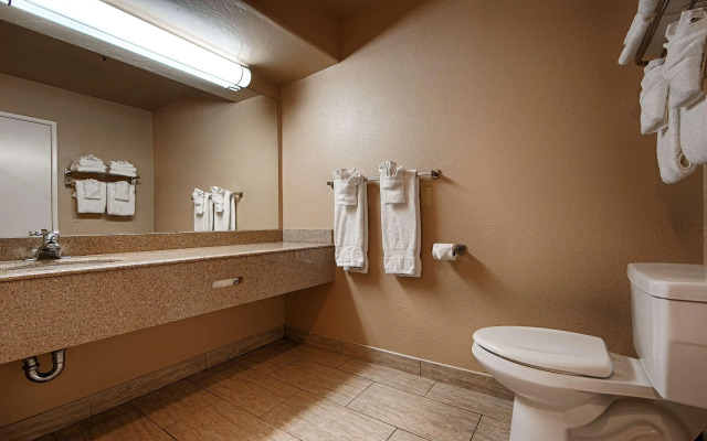 Best Western Escondido Hotel