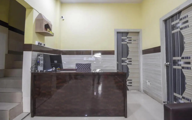 OYO Flagship 70285 Metro Inn