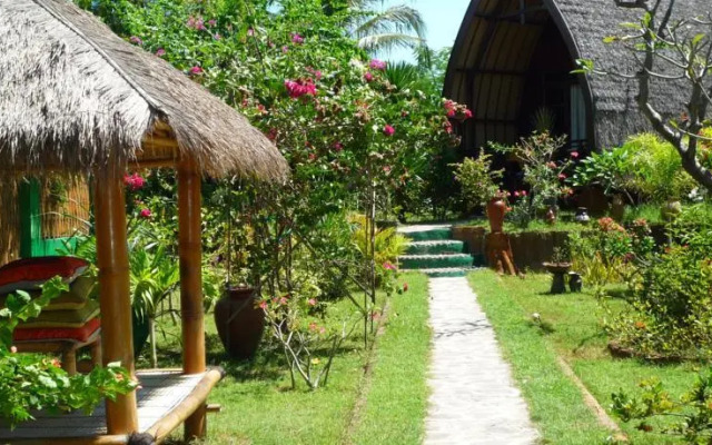 Tanah Qita Bungalows