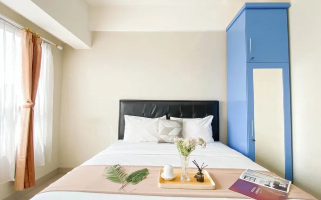 Restful Studio Apartment At Springlake Summarecon Bekasi