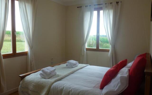 Hirondelle Holiday Home