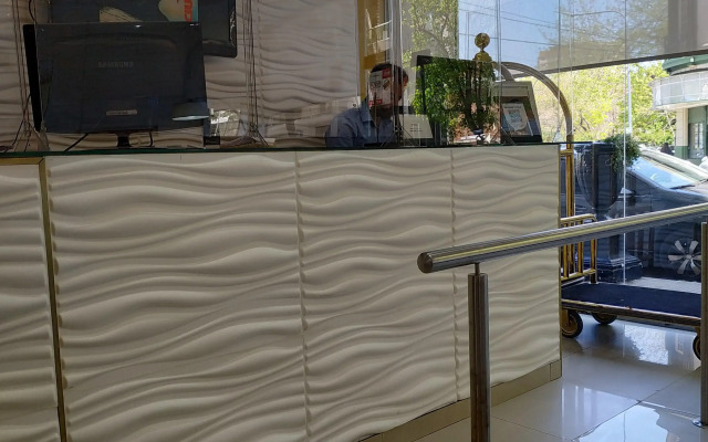 Ker Urquiza Hotel