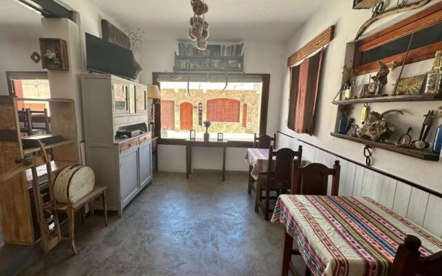 La Colorada Hostal