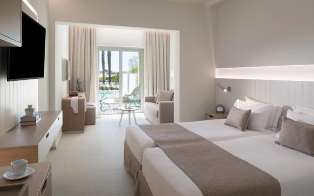 Neptune Luxury Resort