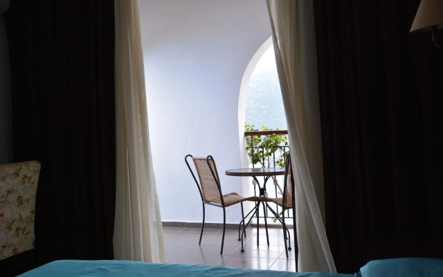 Kalamar Hotel