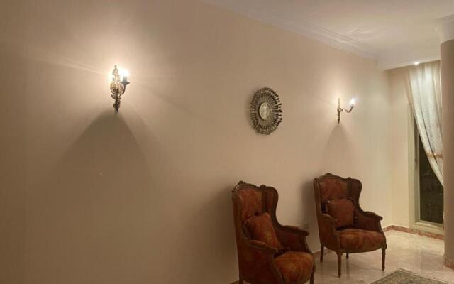 3 Room Apartment at Fifth Settlement with Hot Tub