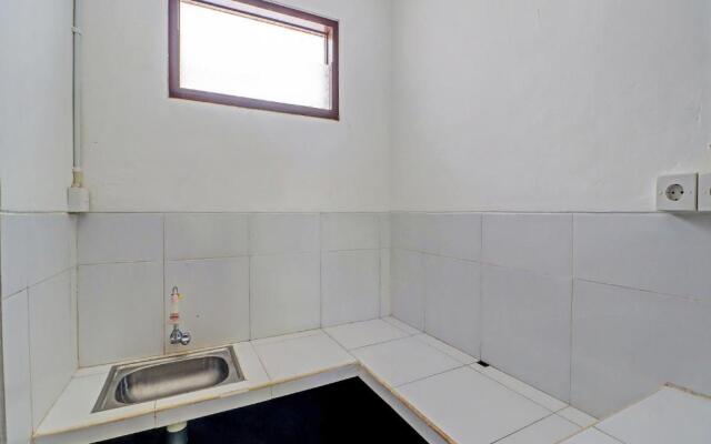 OYO 91971 Hotel Puri Sokasati