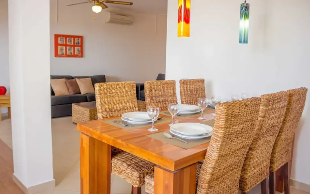 Antonio Sousa Beach 3 Bedroom Apartment