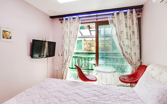 Yangpyeong Full of Sunshine Pension
