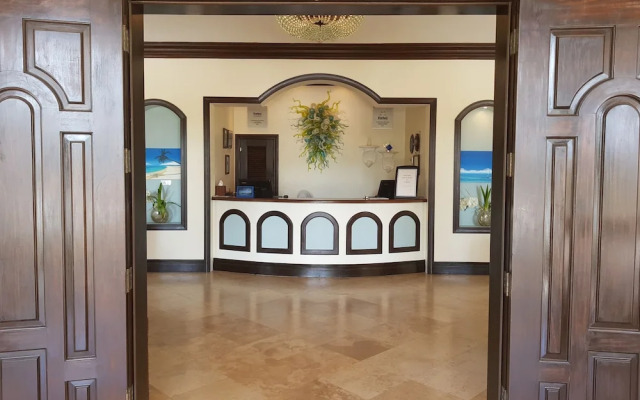 The Somerset on Grace Bay