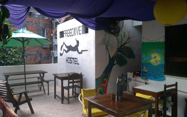Hostel FreeDive Inn