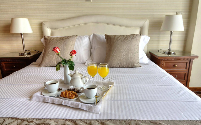 ENALIO Suites