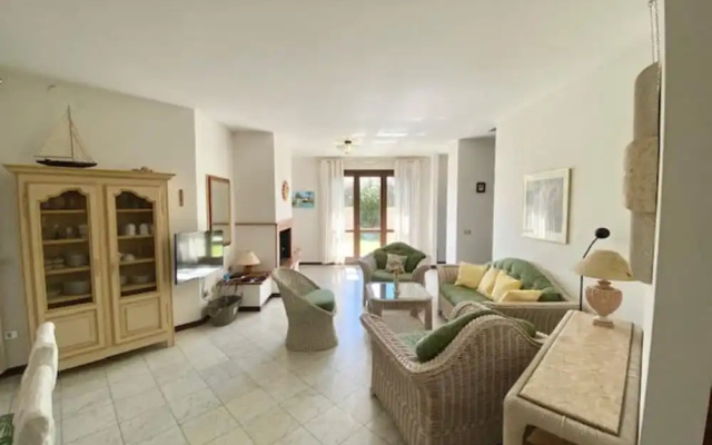 Albarella Villa With sea View and Pool