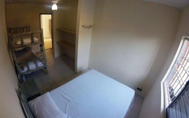 Casa aconchegante pé na areia c/ 5 quartos.