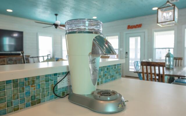 Beach Therapy 4 Bedroom Home